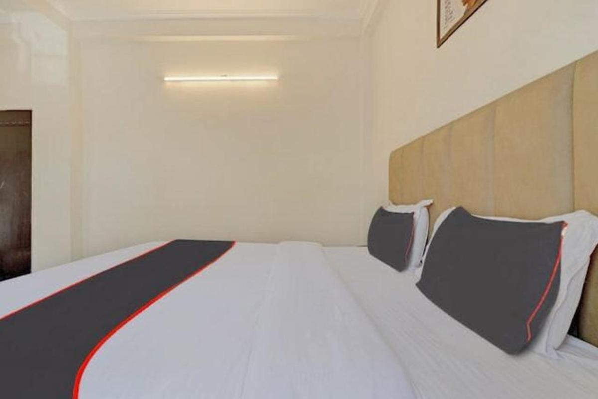 Hotel Amishi Raiwala Eksteriør billede